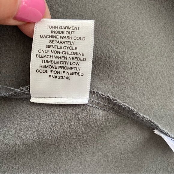 New York & Company 1/2  button down shirt with long sleeves - Picture 8 of 10